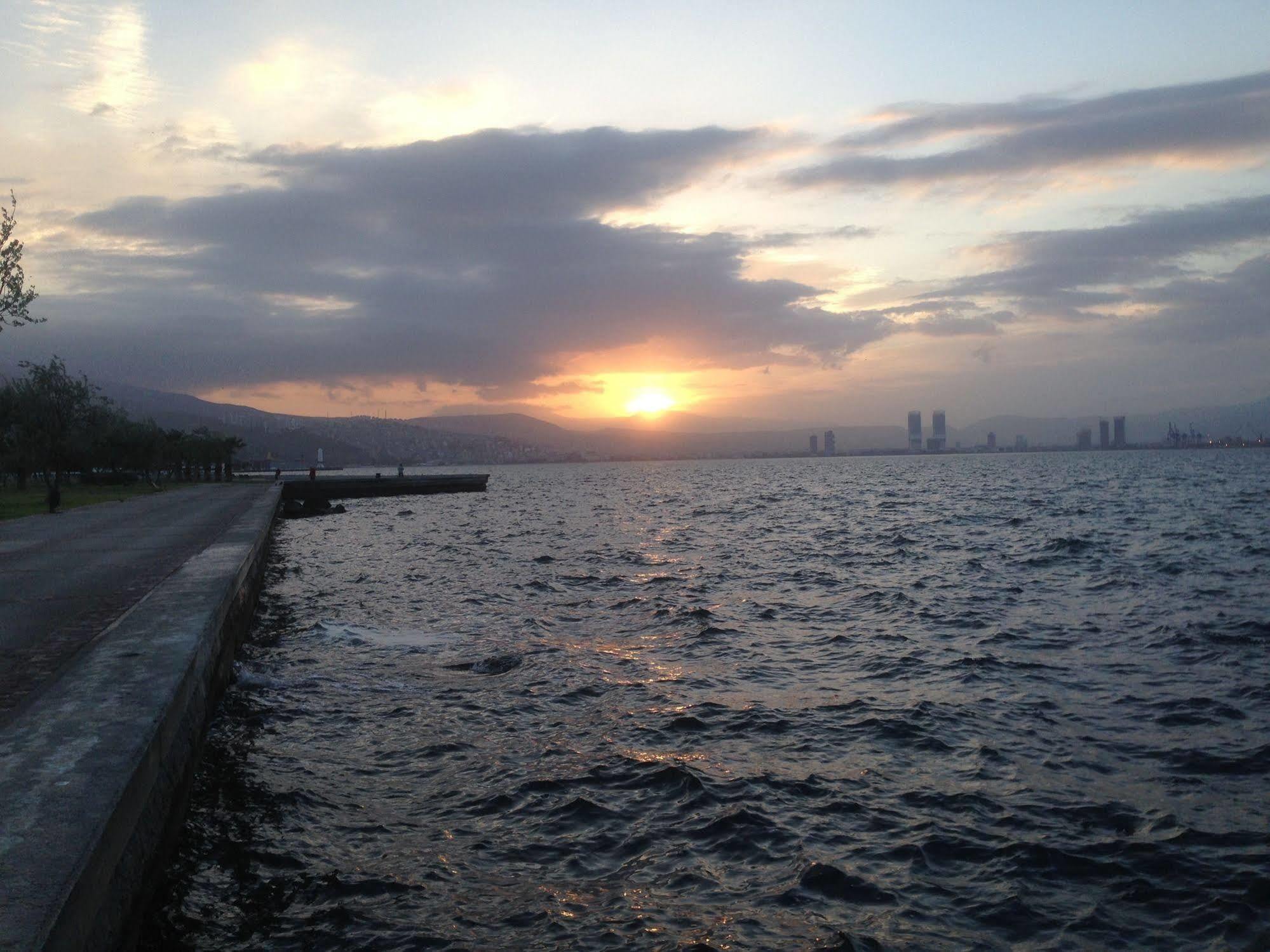 Guzel Izmir Hotel 外观 照片